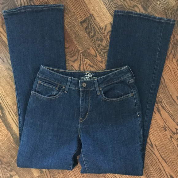 Levi’s San Francisco Bold Curve Classic Boot Cut Jeans - Picture 3 of 11